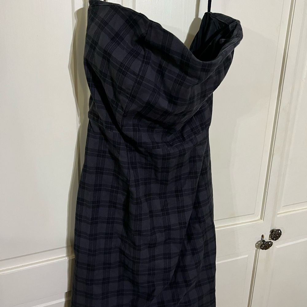 Gray plaid strapless Gap dress with tie belt